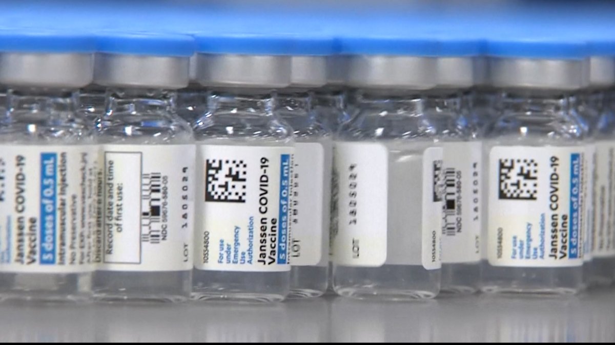 What Is Guillain Barre Syndrome Fda Warns Of Increased Risk Of Nerve Disorder After Johnson Johnson Vaccine Nbc Chicago What Is Guillain Barre Syndrome Fda Warns Of Increased Risk Of Nerve Disorder After Johnson Johnson Vaccine Nbc Chicago