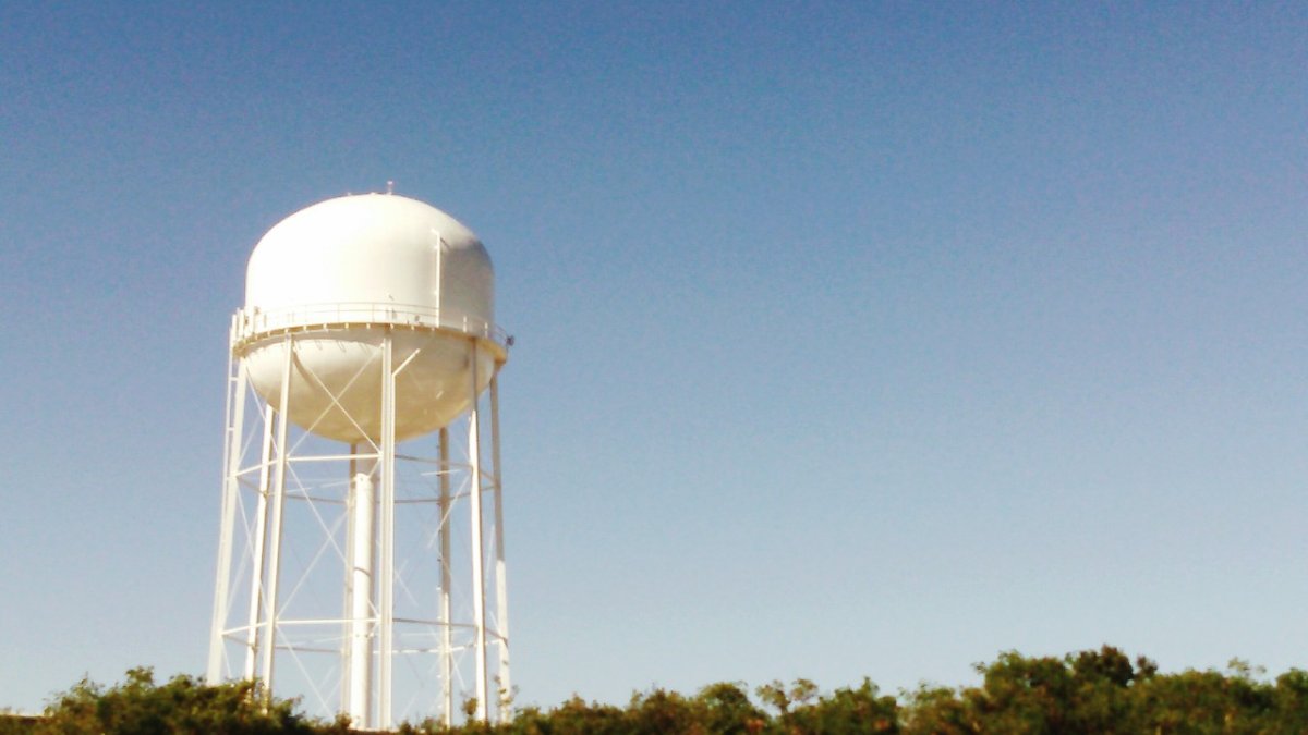 Painters Misspell ‘Plover’ on City’s Water Tower NBC Chicago