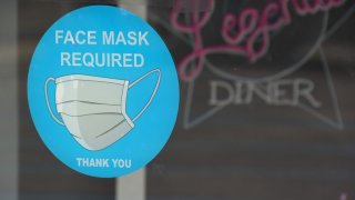 A Denton diner that made headlines for its strict and humorous mask mandate will soon close its doors for good.