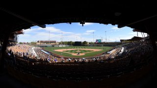 Chicago White Sox Face Cubs in Annual Crosstown Classic Game, Alongside  Other Local Rivalries – NBC Chicago