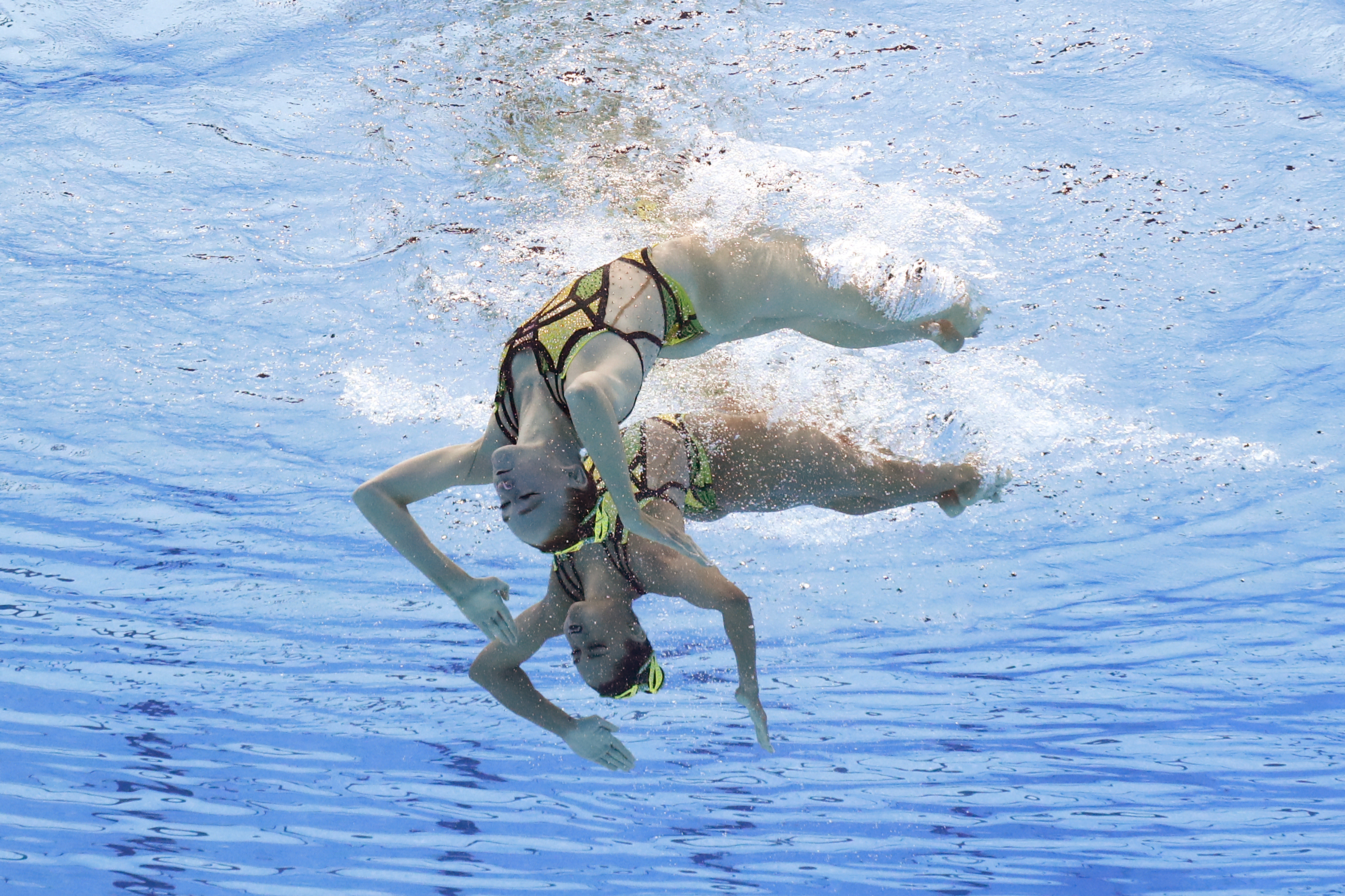 swimming synchronized sports stream