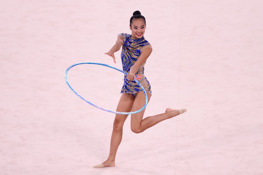 Laura Zeng of Team United States competes