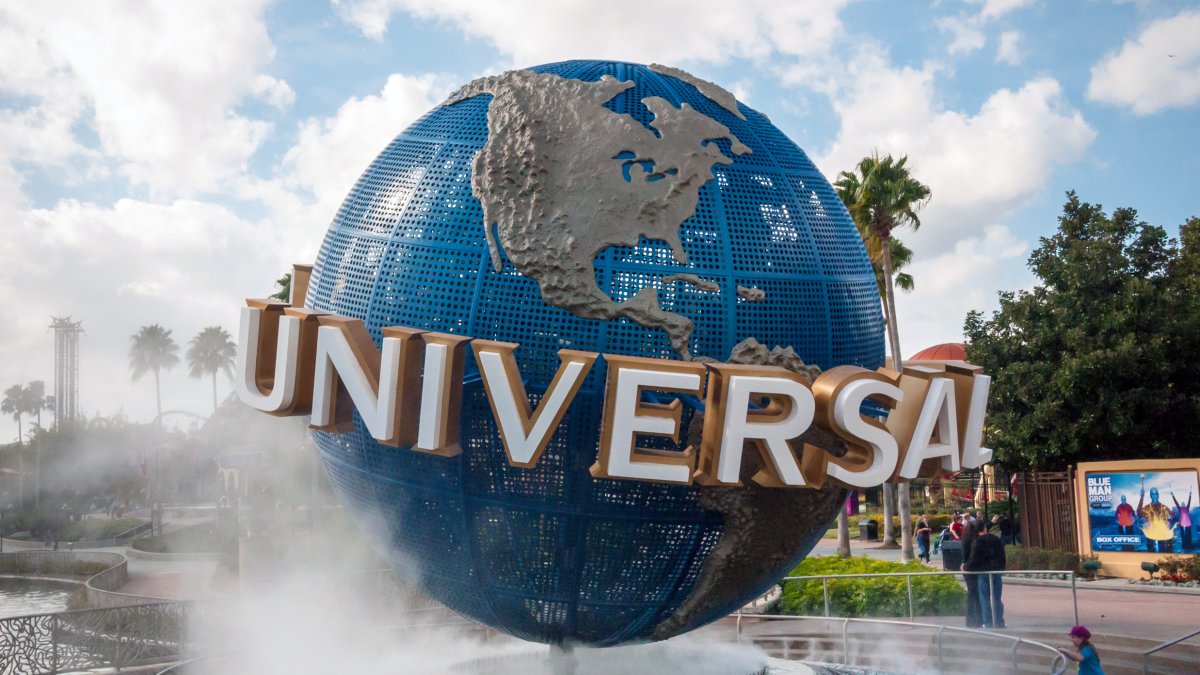 Universal is bringing a new year-round horror experience to Chicago, city announces