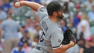 CHICAGO, IL - AUGUST 11: Chicago White Sox starting pitcher