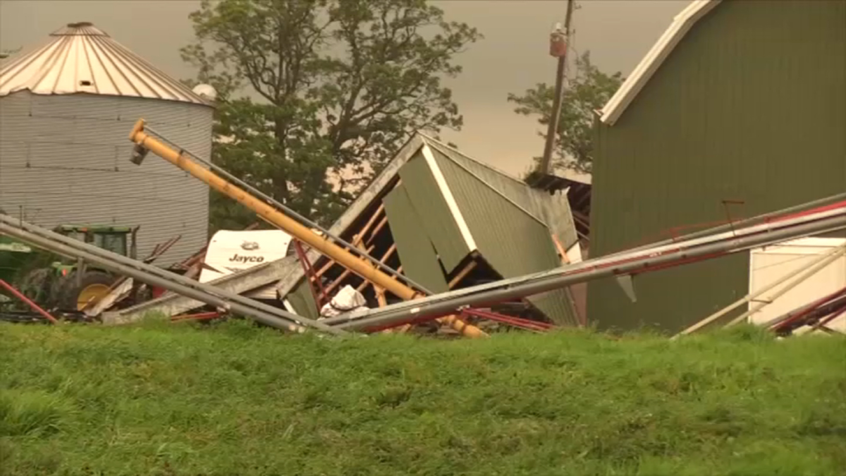 Chicago Area Cleaning Up After Tornadoes Severe Weather Nbc Chicago