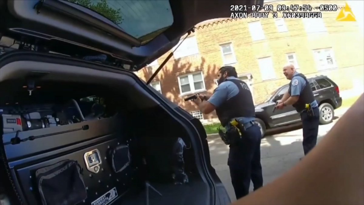 Video Shows Tense Moments of Police Shooting, With Cops Yelling to Stay