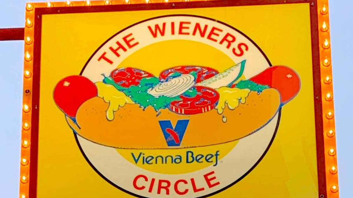 What Is The Chocolate Shake At Wiener Circle Daisies, The Wiener Circle unveil Chicago-inspired collaboration only