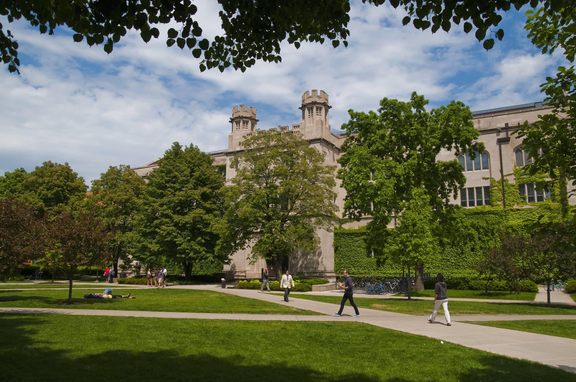Illinois Tech Ranked Among Nation's Top 100 Universities