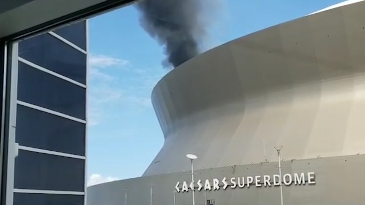 WATCH: Fire at Caesar’s Superdome in New Orleans Leads to Building ...