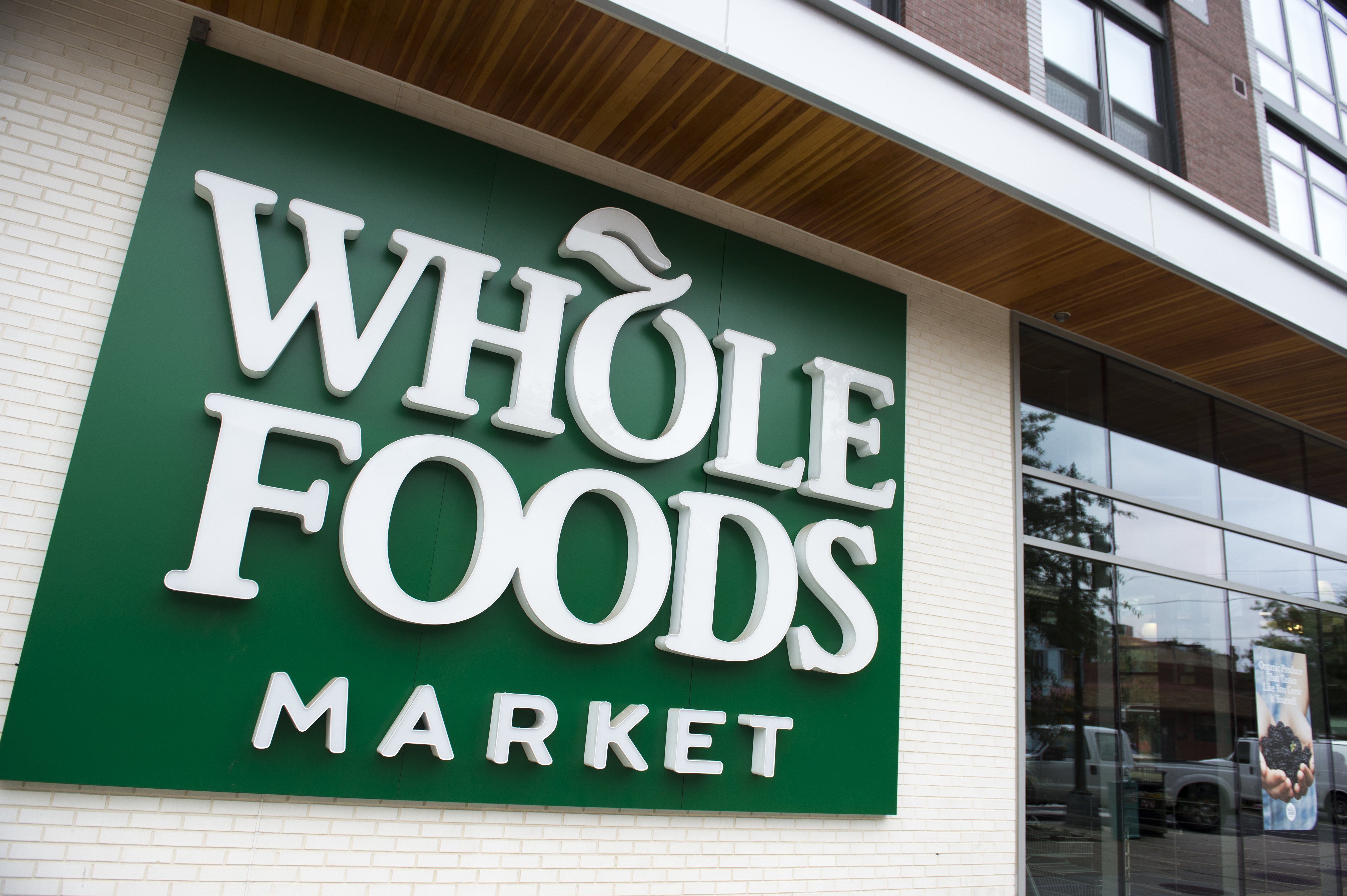 Whole Foods Closes Englewood Store 6 Years After Promising To Fill A South  Side Food Desert