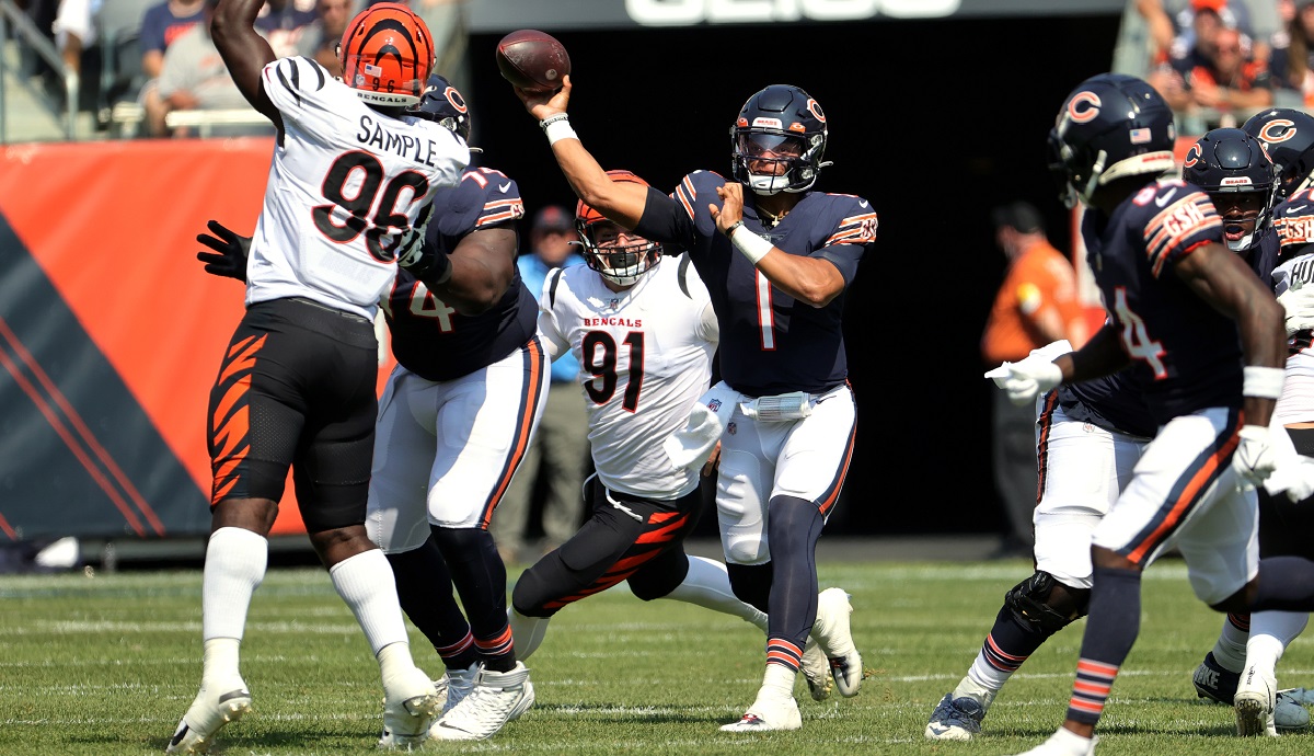 Roquan Smith returns interception 53 yards for TD for Bears