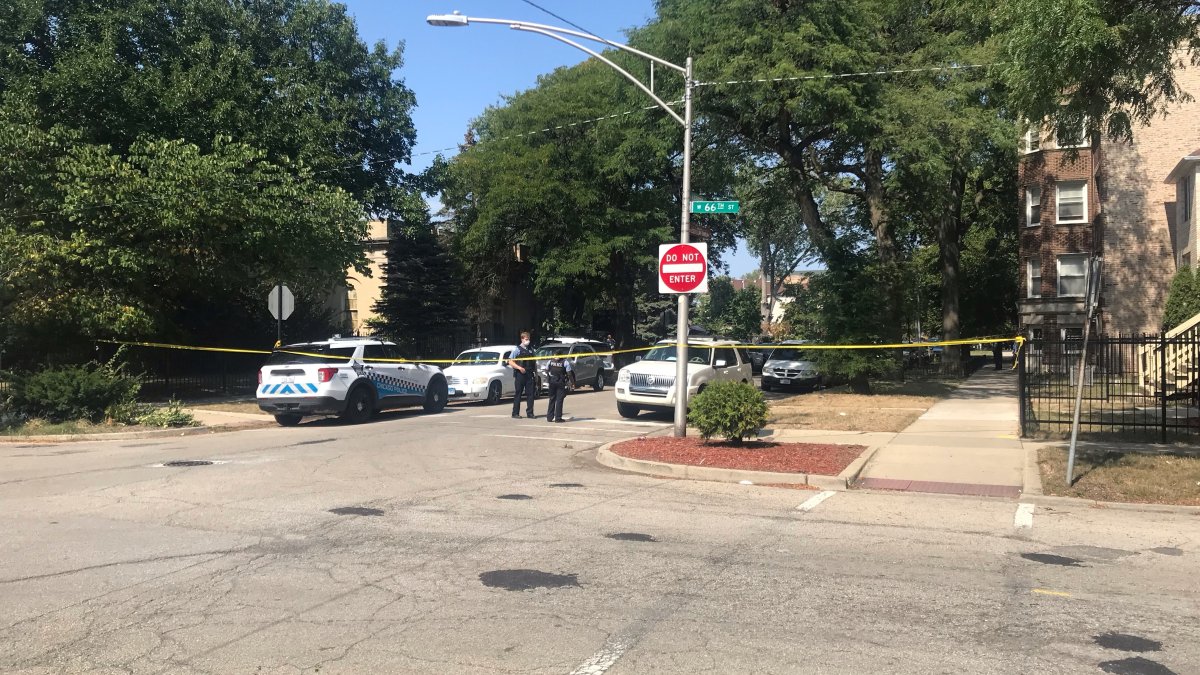 Police Fatally Shot Man on South Side, Officials Say – NBC Chicago
