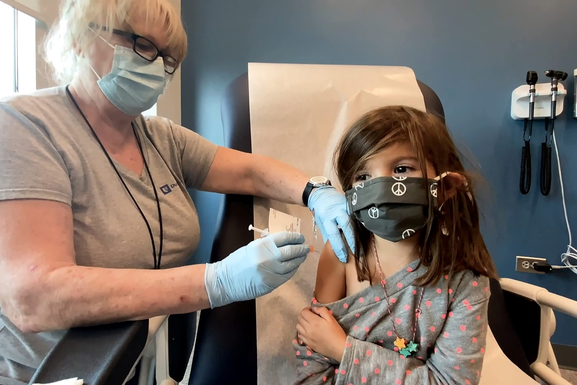 Chicago's Top Doc Says New Bivalent Shots For Kids as Young As 5 Could Start Monday - Vimarsana News