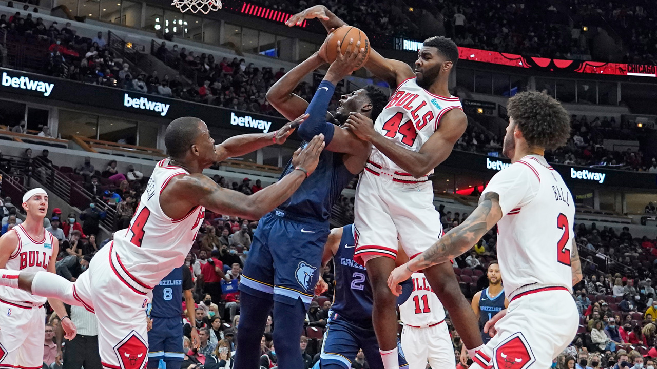 Zach LaVine Caps Bulls' Perfect Preseason With 31 Point Outing
