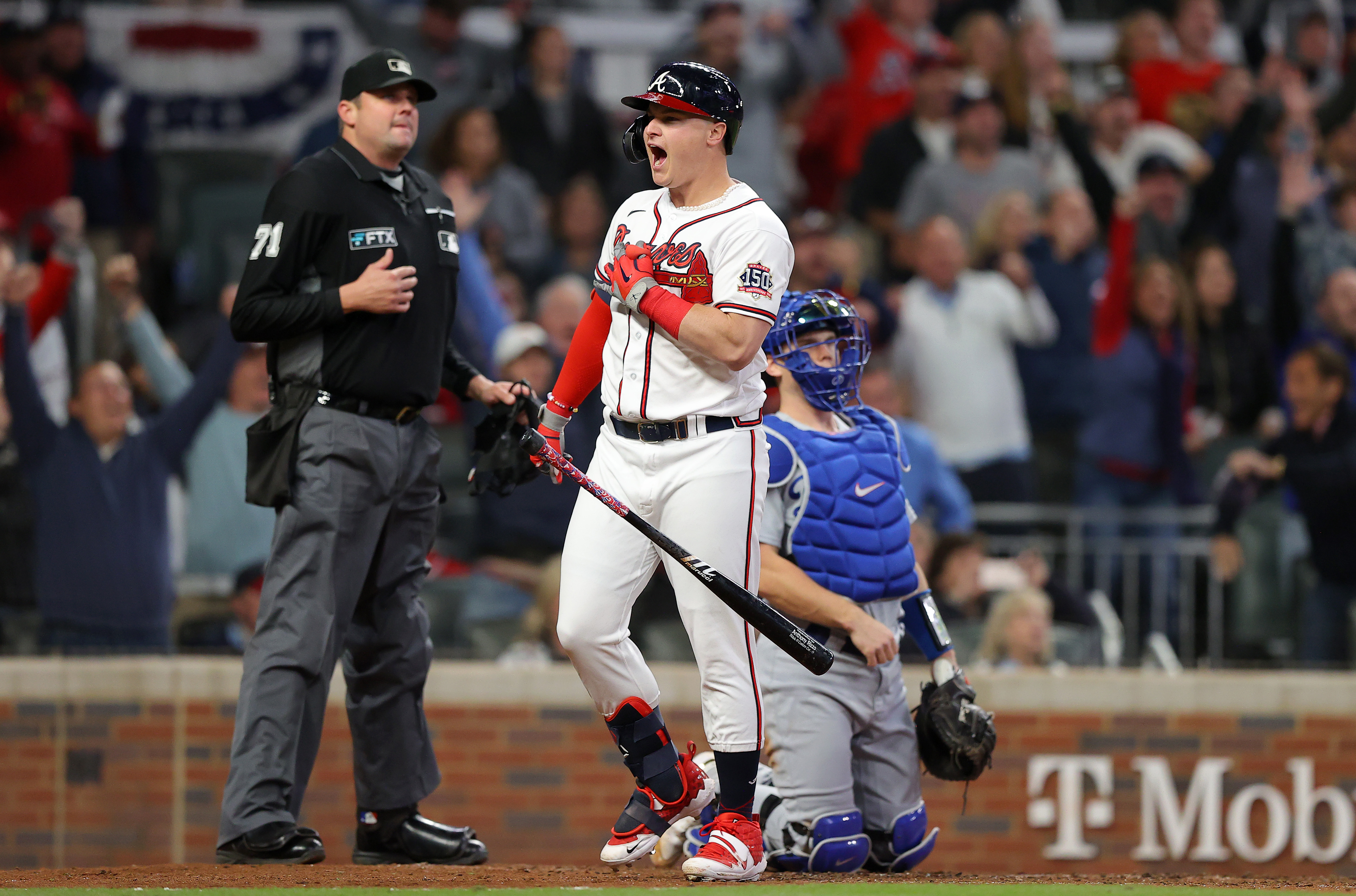 The Braves' Joc Pederson and his pearls are having a moment