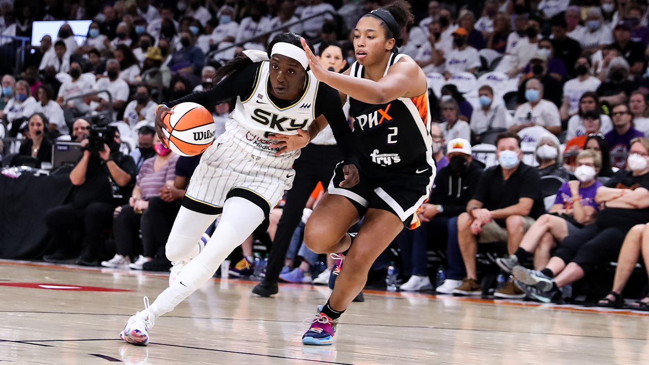 Sky Make Statement In Game 1 Win Over Phoenix In WNBA Finals – NBC Chicago