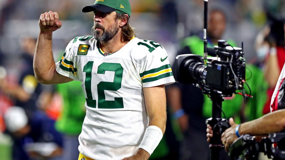 Aaron Rodgers Admits He Misled Media with 'Immunized' Remark