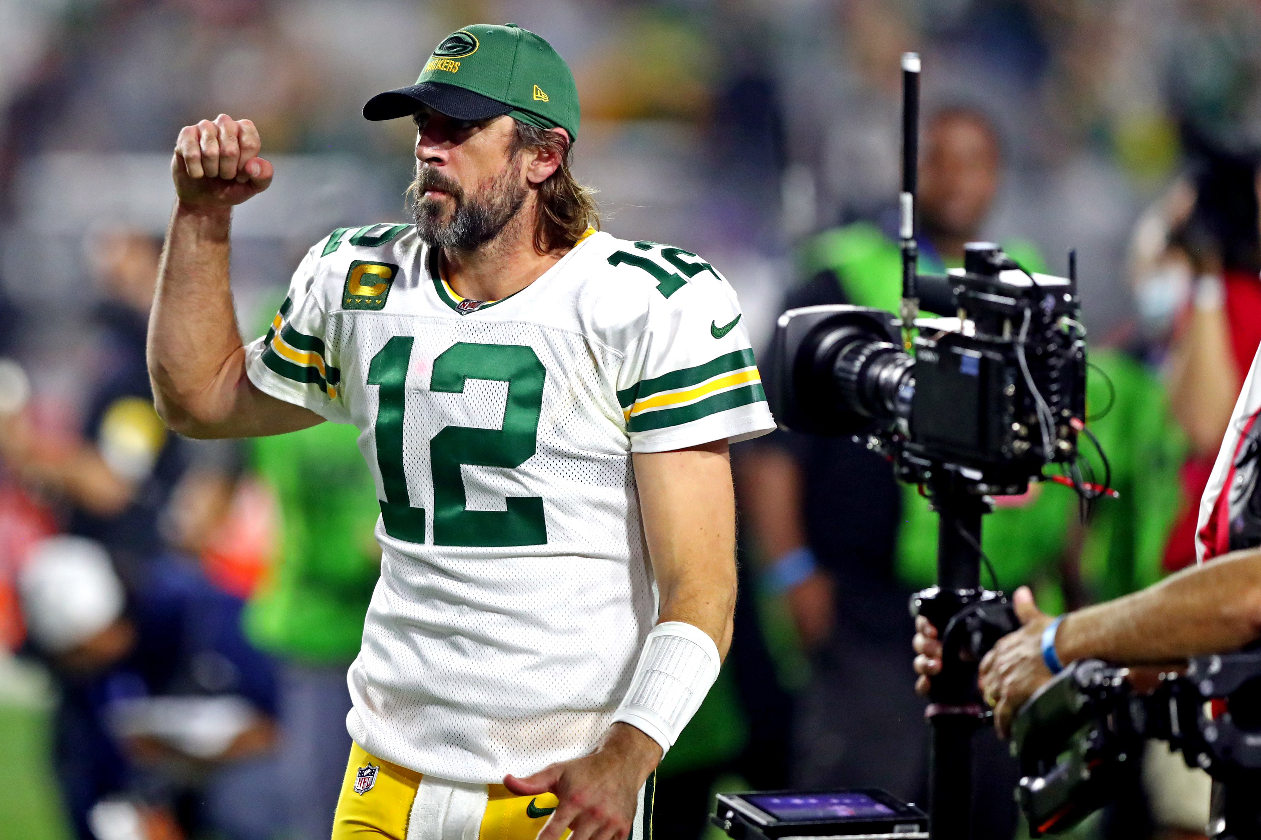 Green Bay Packers quarterback Aaron Rodgers admits to misleading