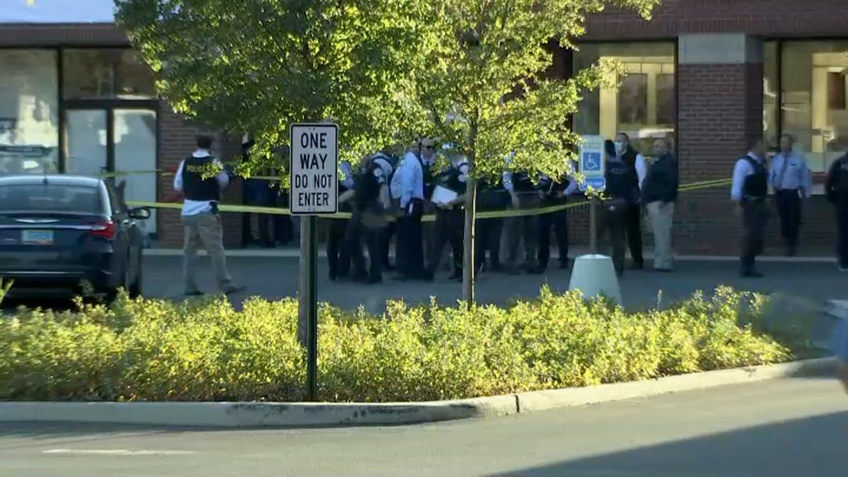 2 Killed, 6 Wounded by Gunfire in Chicago Monday – NBC Chicago