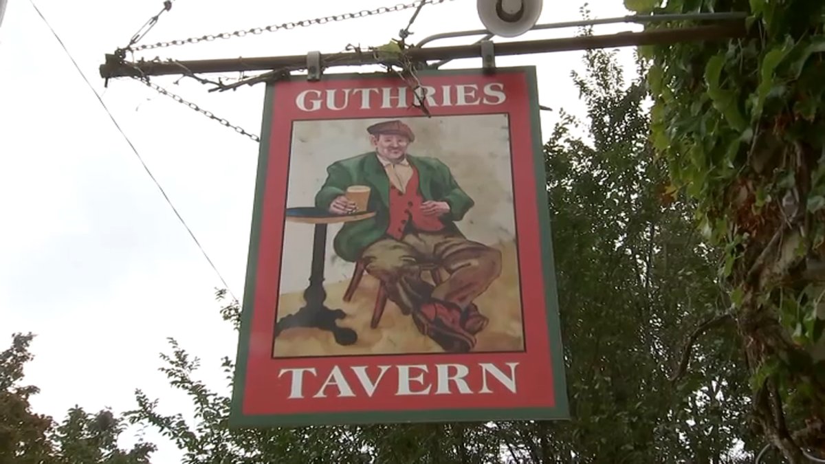 New Owners Revive Iconic Guthries Tavern in Lake View - Vimarsana News