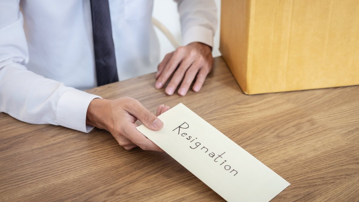 Joining the 'Great Resignation'? Here's How to Handle Your 401(K) – NBC Chicago - Vimarsana News