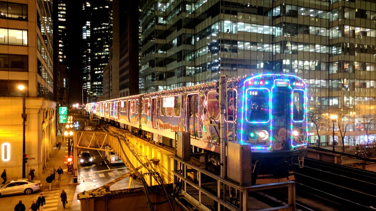 Chicago Holiday Trains For 2022 Are Traveling Through the City and Suburbs.  Here’s When to Hop Aboard – NBC Chicago