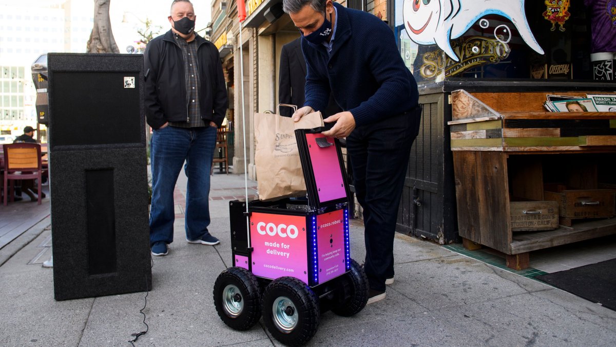 Robot Food Delivery on a Slow Rise as Pandemic Fuels Demand – NBC Chicago - Vimarsana News