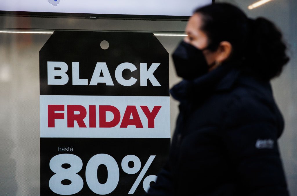 Black Friday Guide Holiday Shopping Hours for ChicagoArea Malls