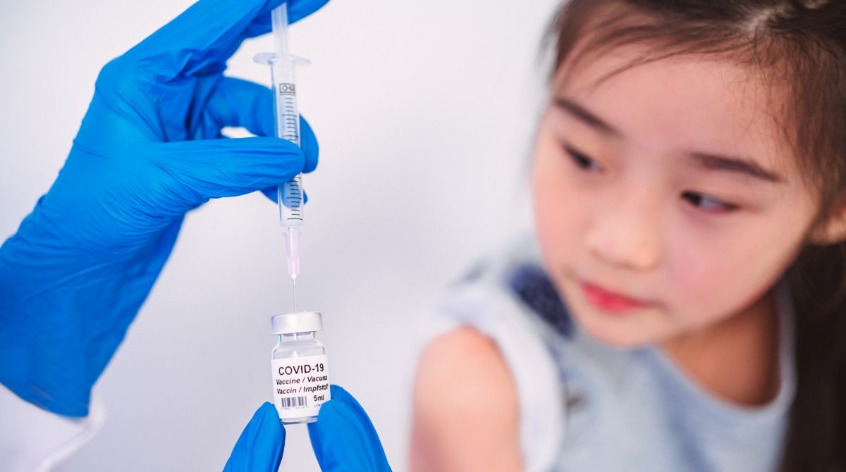Pfizer Vaccine Shots Begin in Chicago For Kids Ages 5-11 - Vimarsana News