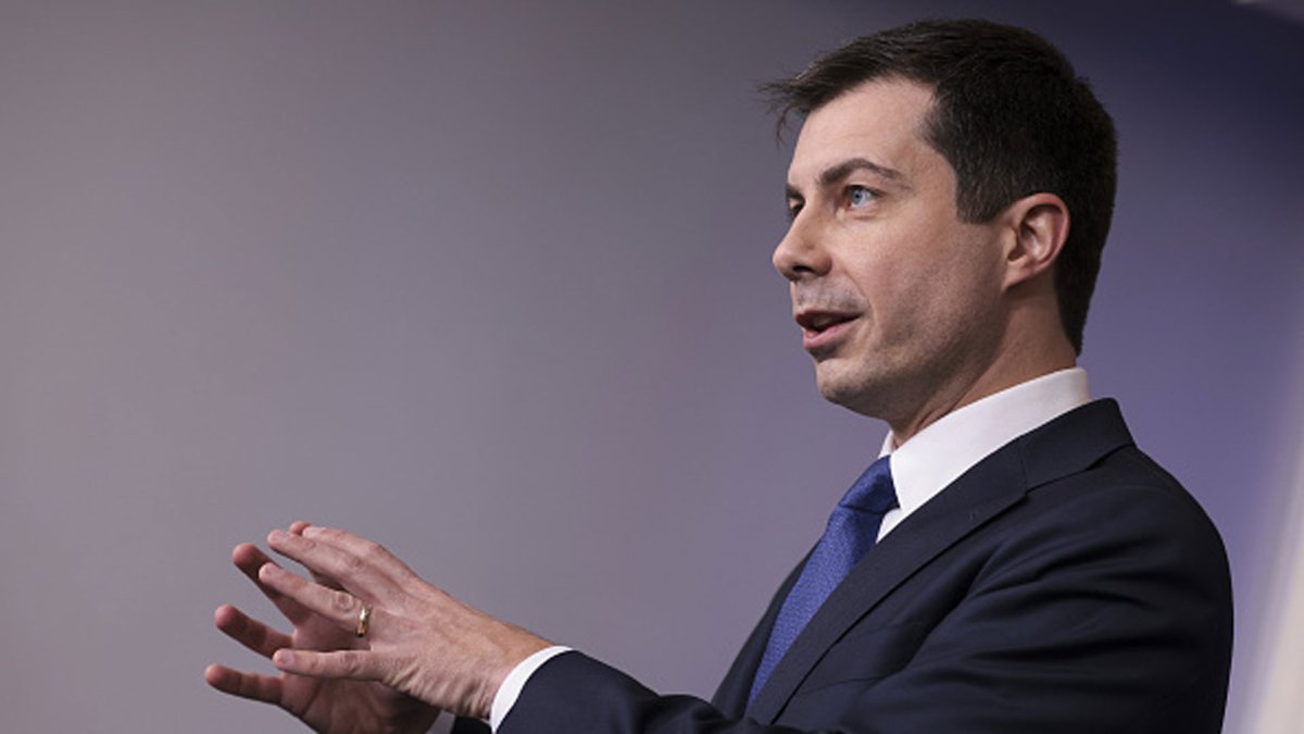 Buttigieg: Government shutdown would stop crucial air traffic