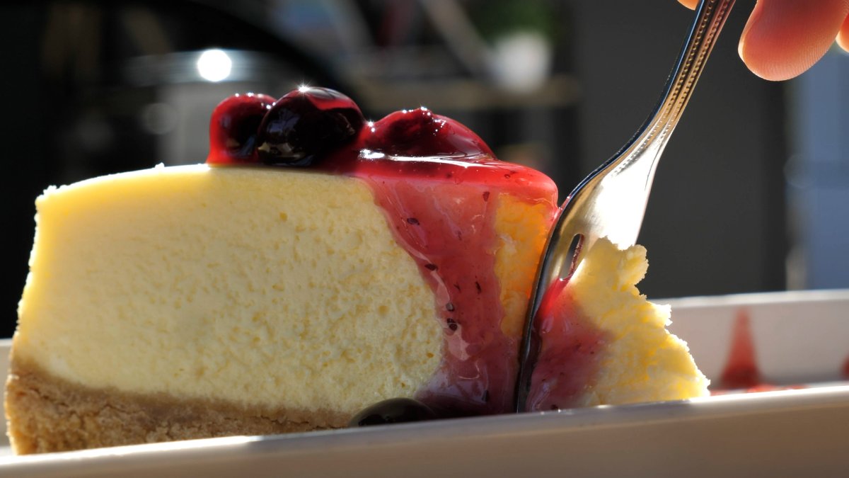 Kraft Will Pay You 20 to Not Make Cheesecake for Holidays in Light of