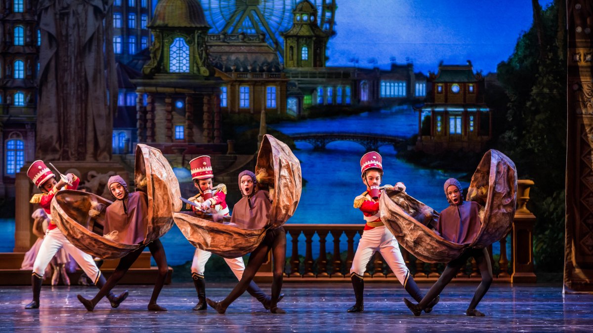 The Joffrey Ballet’s Nutcracker Opens Saturday at Lyric Opera House