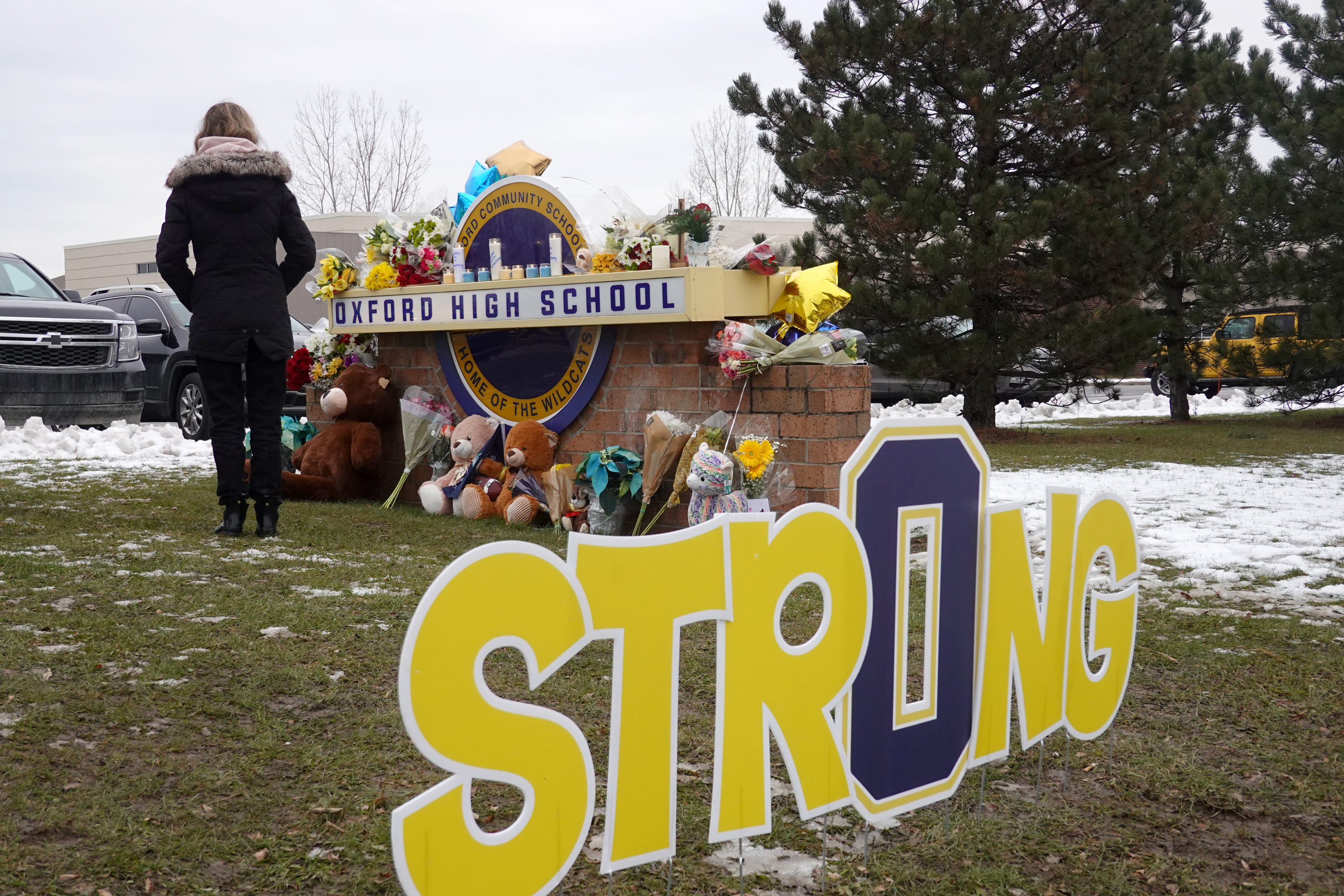 Michigan School Shooting Suspect Wrote ‘Help Me, Prosecutor Says