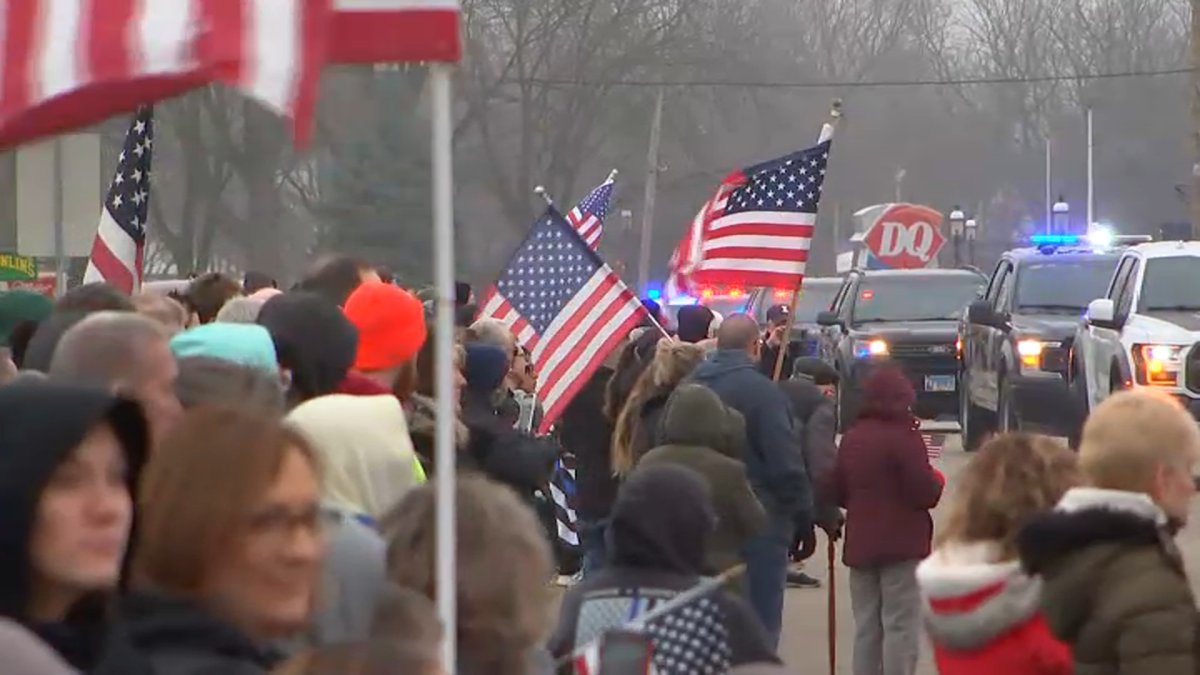 Bradley Officer Killed in Line of Duty at Kankakee County Hotel Honored ...