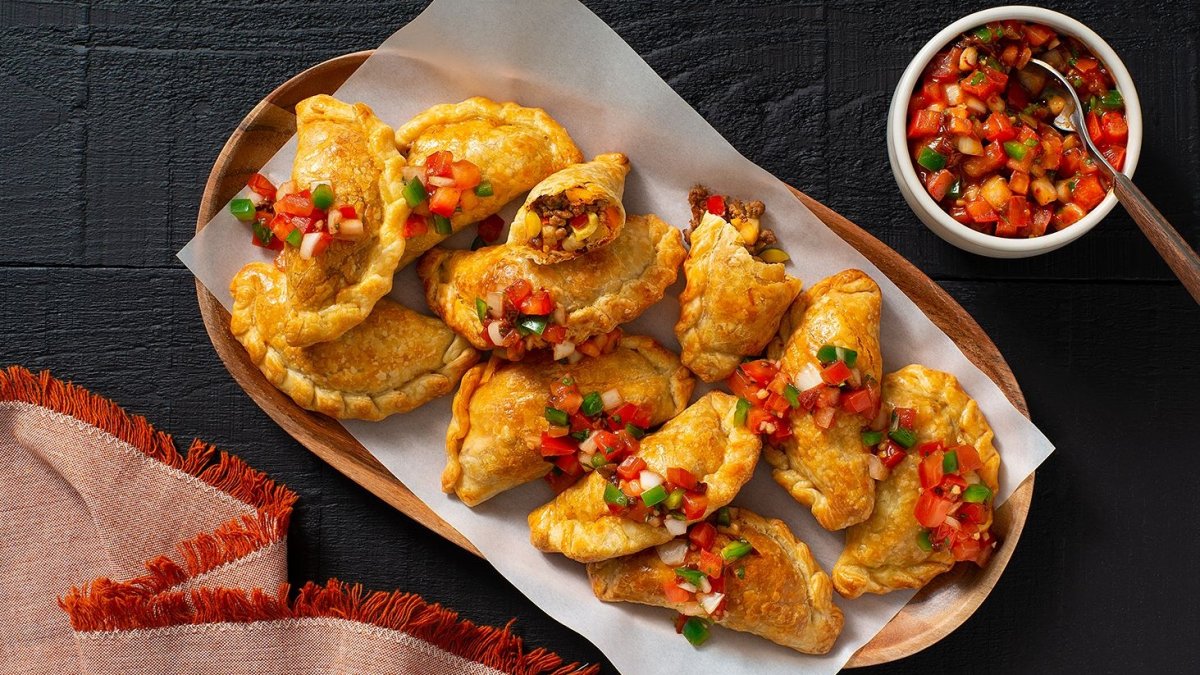 This Is the Top Empanada Spot in Illinois, According to Yelp - Vimarsana News