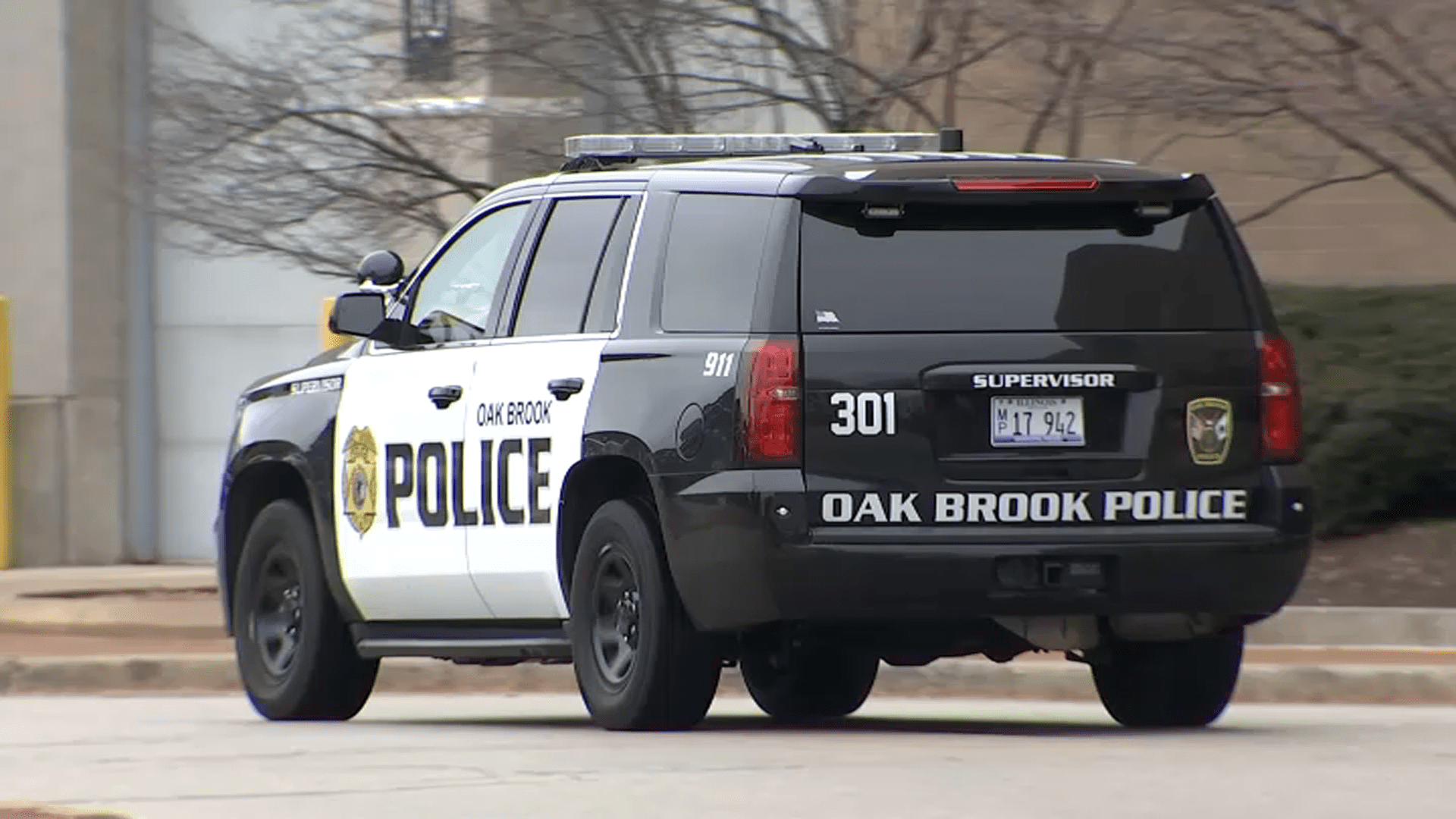 Oak Brook mall shooting: Police step up patrols around Oakbrook Center  after mall shooting, retail thefts - ABC7 Chicago