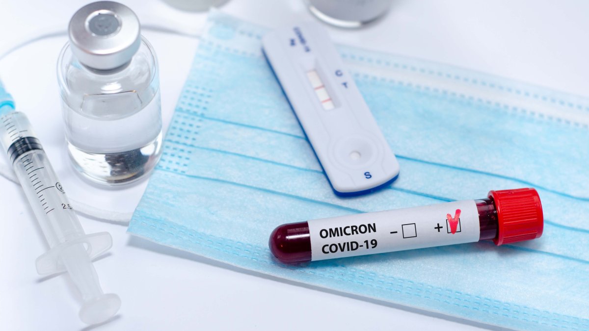 Nhiễm trùng omicron COVID sống được bao lâu?  Đây là những gì các chuyên gia sức khỏe nói – NBC Chicago