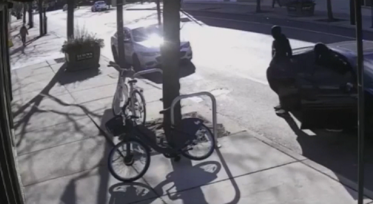 Top 8 Last Century Inventions That Failed To Make a Difference 2 Video footage captures armed robbery in the city in broad daylight – NBC Chicago – Belgium News
