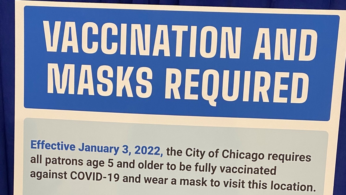 Proof of COVID Vaccination Now Required for Some Indoor Spaces in Chicago, Cook County