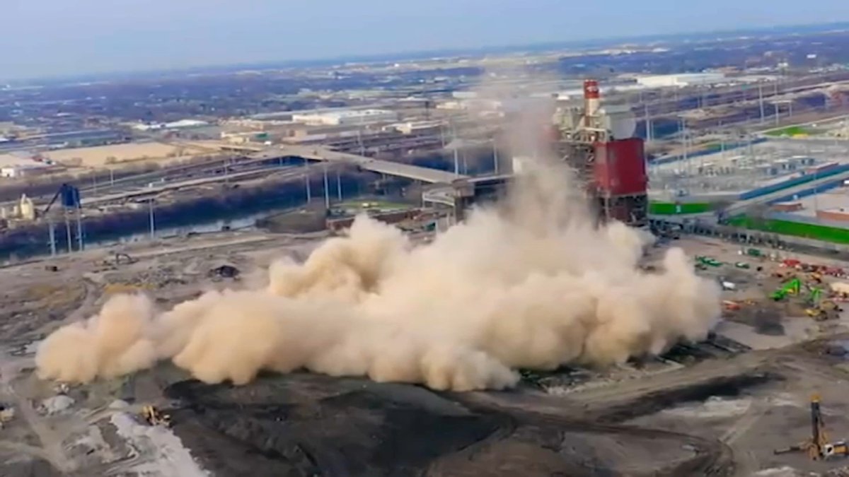 Little Village Residents Slam Lack of Discipline for Smokestack Implosion - Vimarsana News
