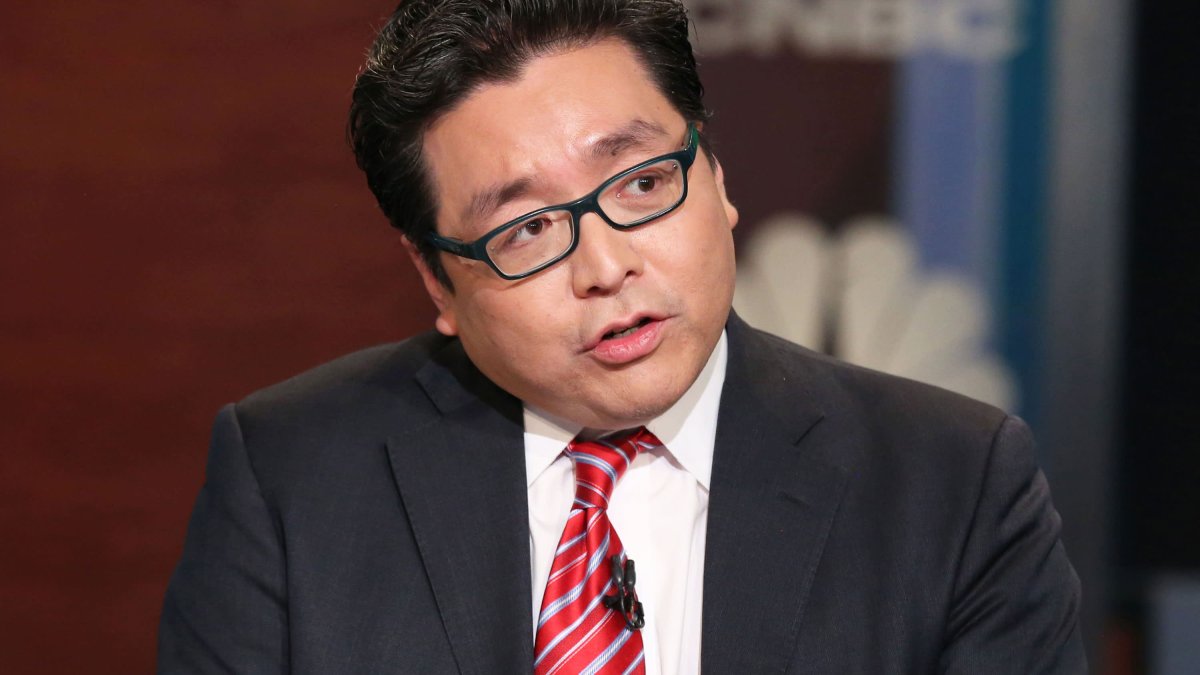 With Rates on the Rise, Tom Lee Sees Money From Speculative Stocks Eventually Flowing Into Crypto - Vimarsana News