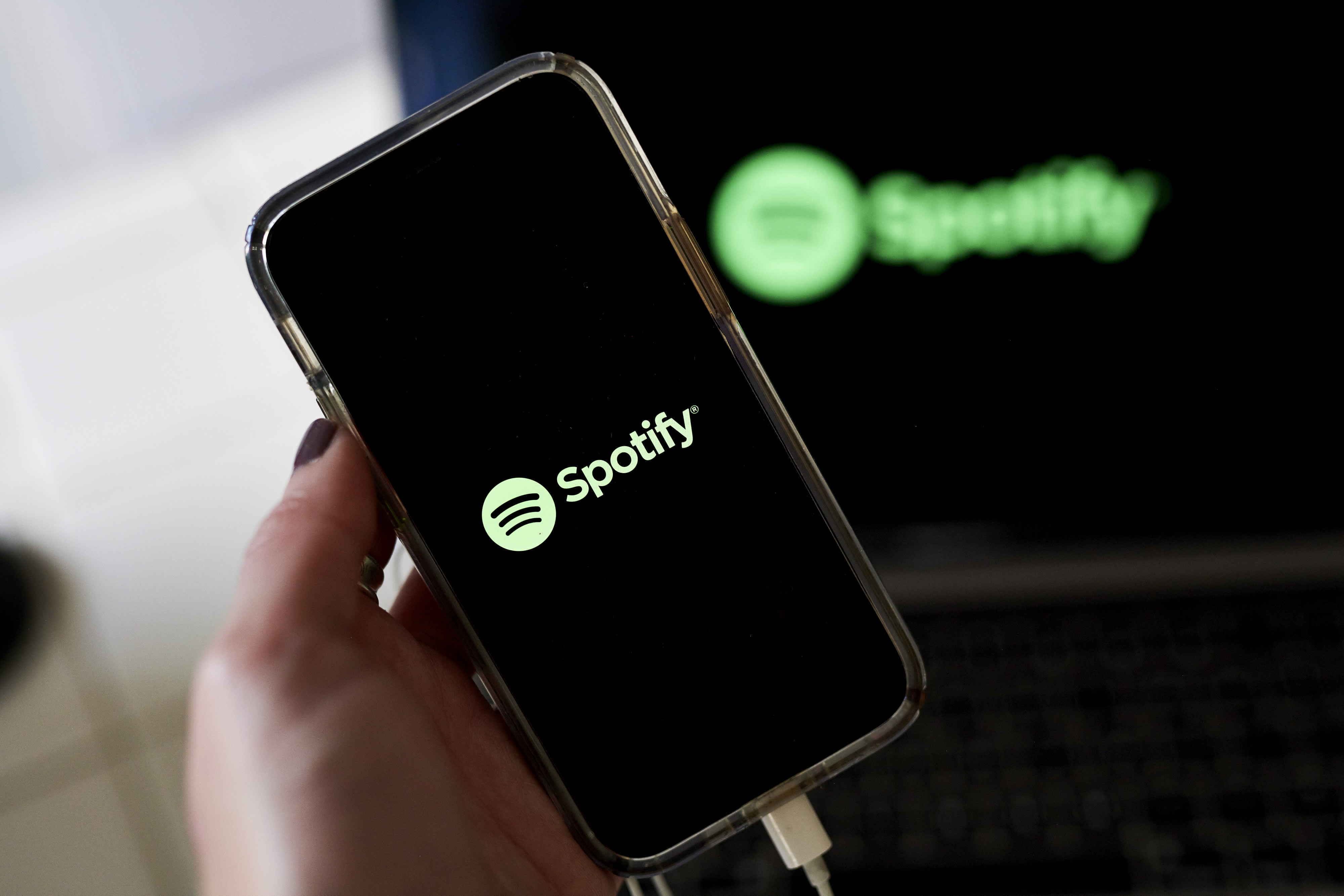 Spotify Wrapped, Apple Music Replay Reveal Year-End Roundups. Here’s ...