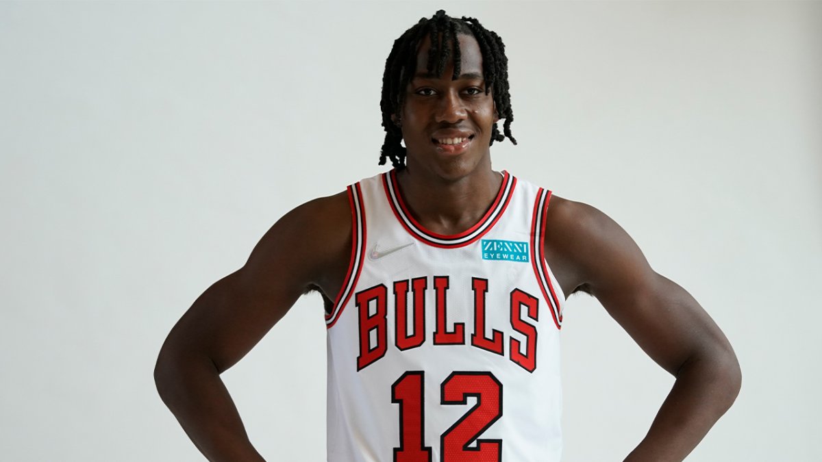 Hometown star Ayo Dosunmu falls to Chicago Bulls in 2021 NBA Draft