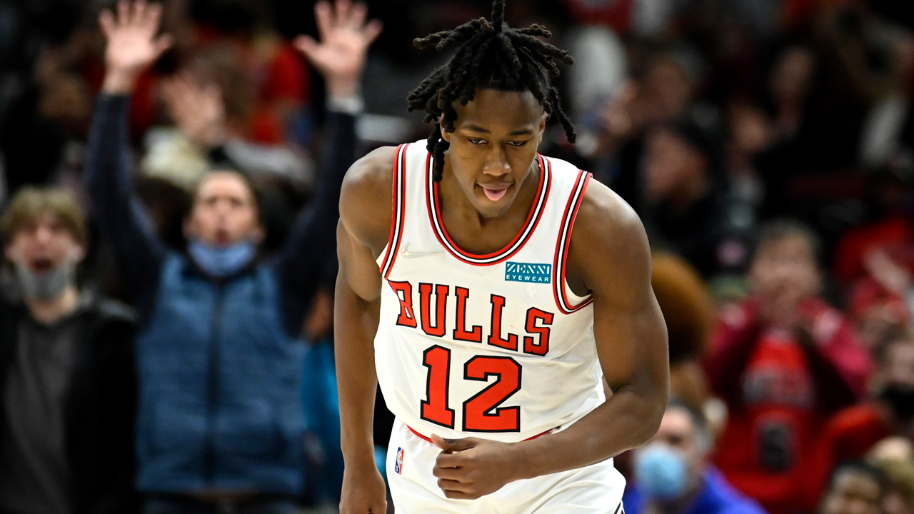 Bulls' Ayo Dosunmu Standing Out to Goran Dragić in Training Camp