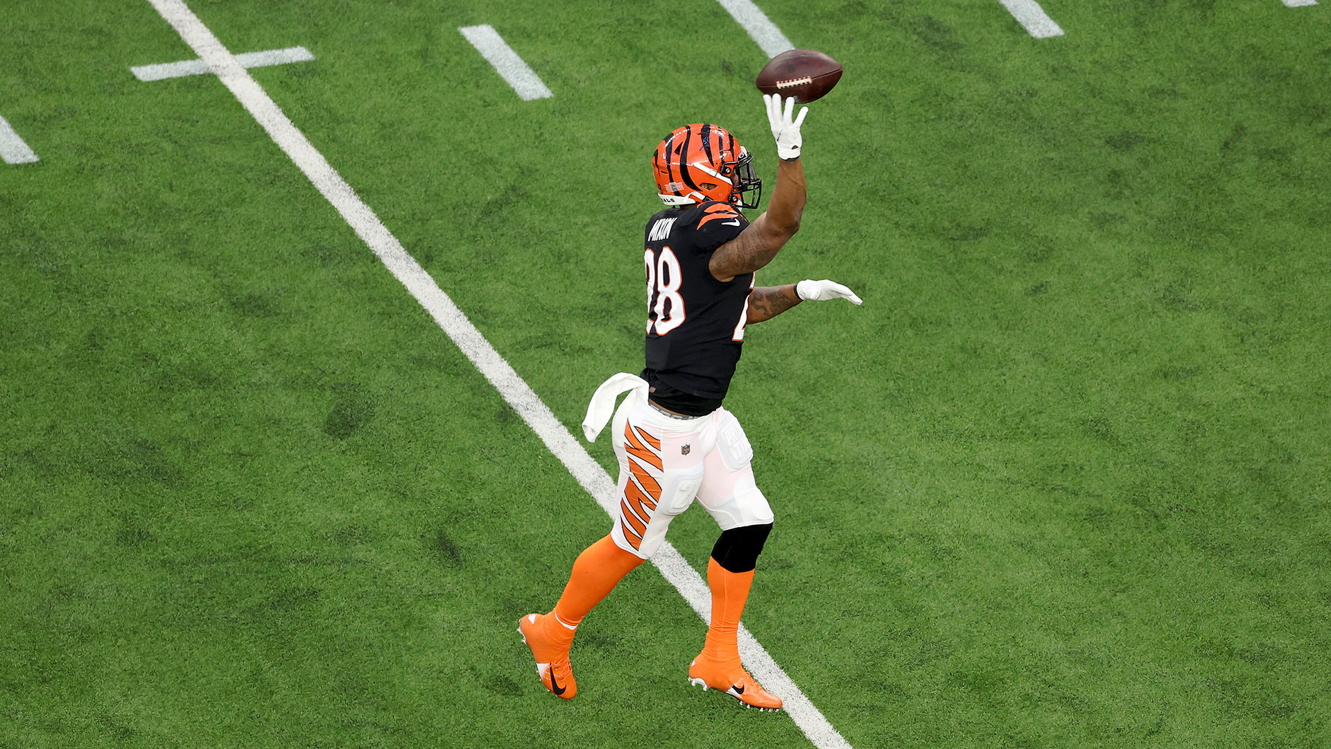 Cincinnati Bengals Injury Report  Joe Burrow  Joe Mixon and Others  Heading To Detroit  In The Trenches with Dave Lapham
