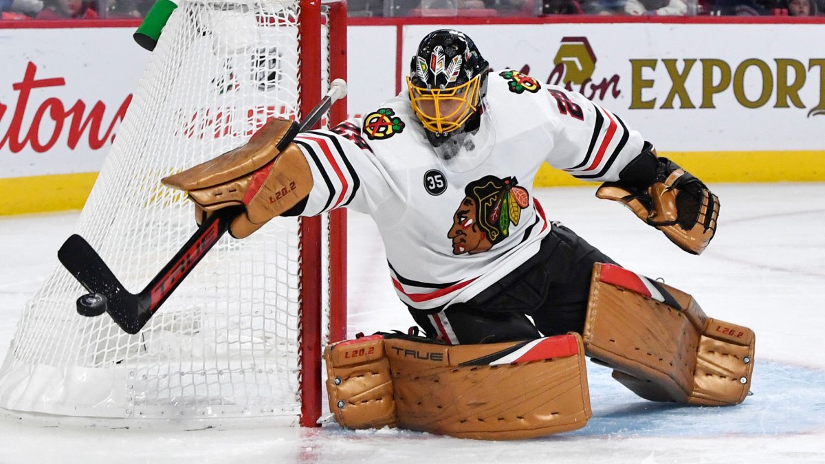 Blackhawks' Marc-Andre Fleury agrees to play for Chicago after trade