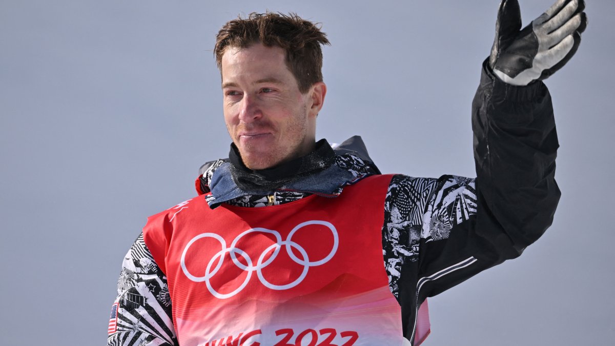 Shaun White: Snowboarding legend crashes out on final Olympic run