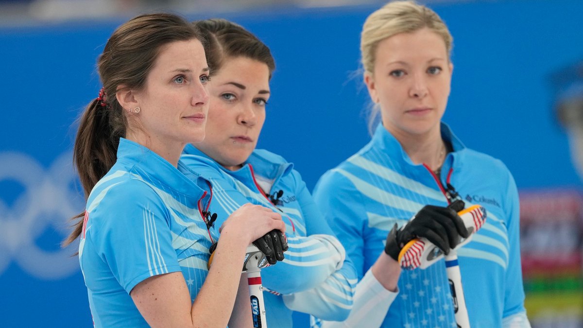 U S Women S Curling Team Bummed But Proud Of Performance In 22 Games Nbc Chicago