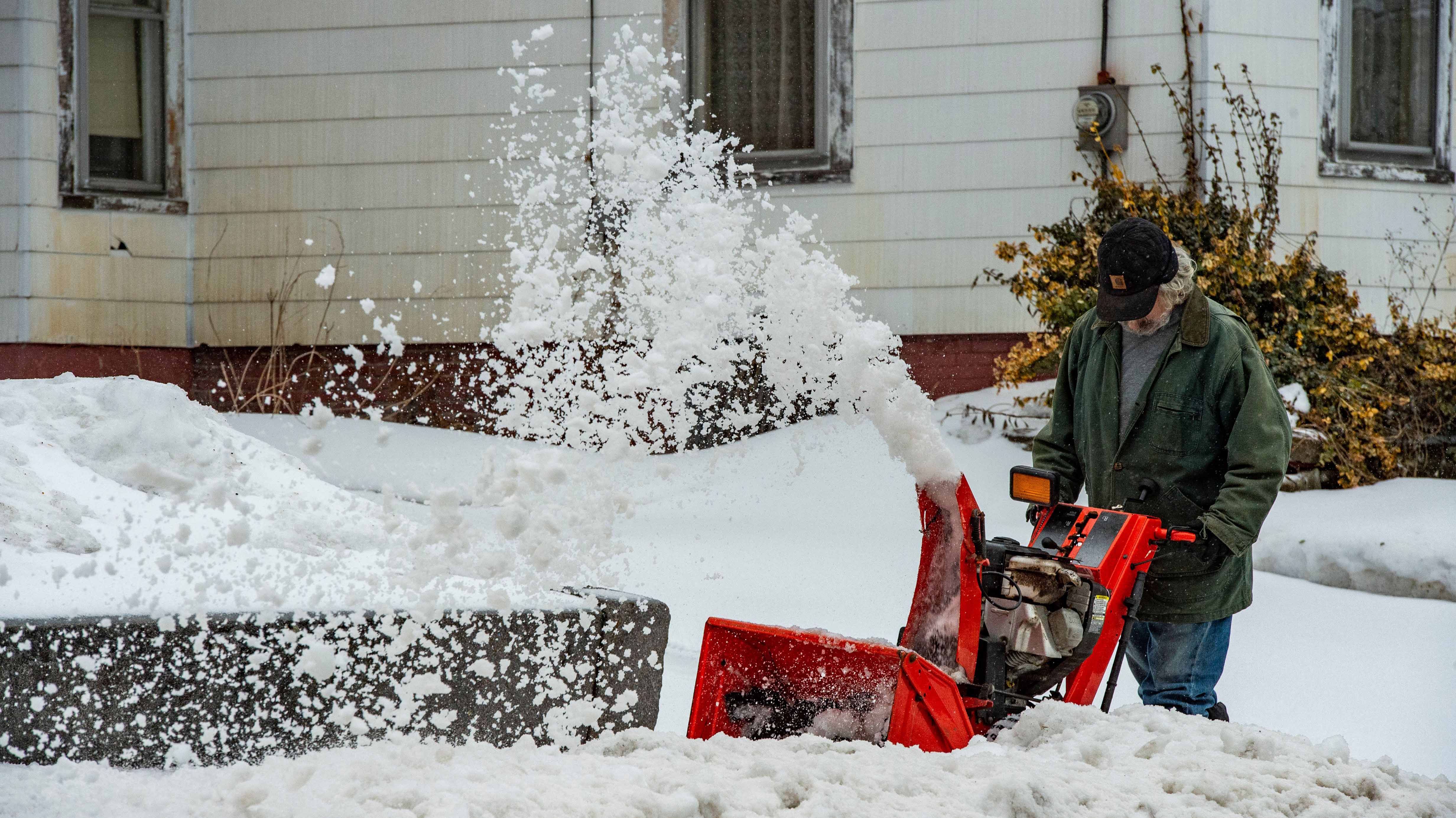 Heart Attacks Spike During the Holidays, But Why? A Chicago Doctor Outlines the Many Different Factors