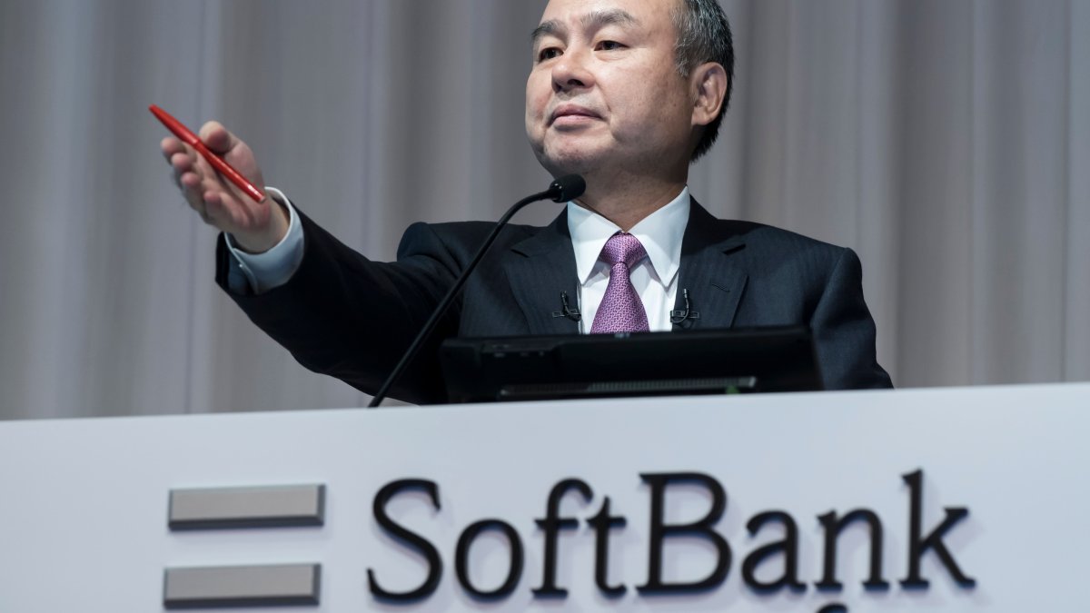 Pressure Mounts on SoftBank to Consider Dual Listing of Arm - Vimarsana News
